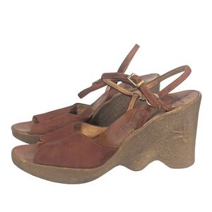 Vintage 70s Famolare Hi-Up Brown Suede Wavy Platform Wedge Sandals Made in Italy